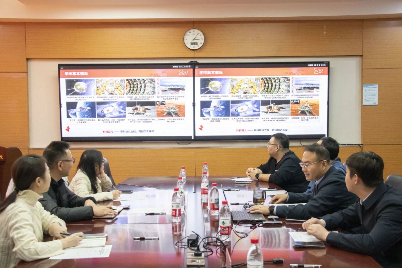 c8e6e0fd44f5ba9826228f3e500cf9ce.jpg c8e6e0fd44f5ba9826228f3e500cf9ce.jpg